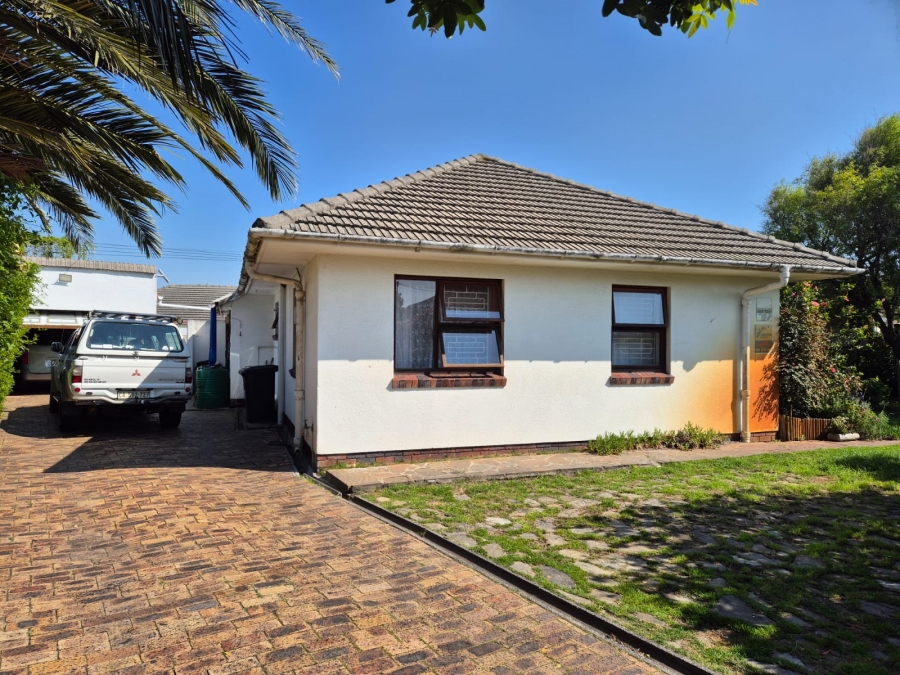 3 Bedroom Property for Sale in Thornton Western Cape